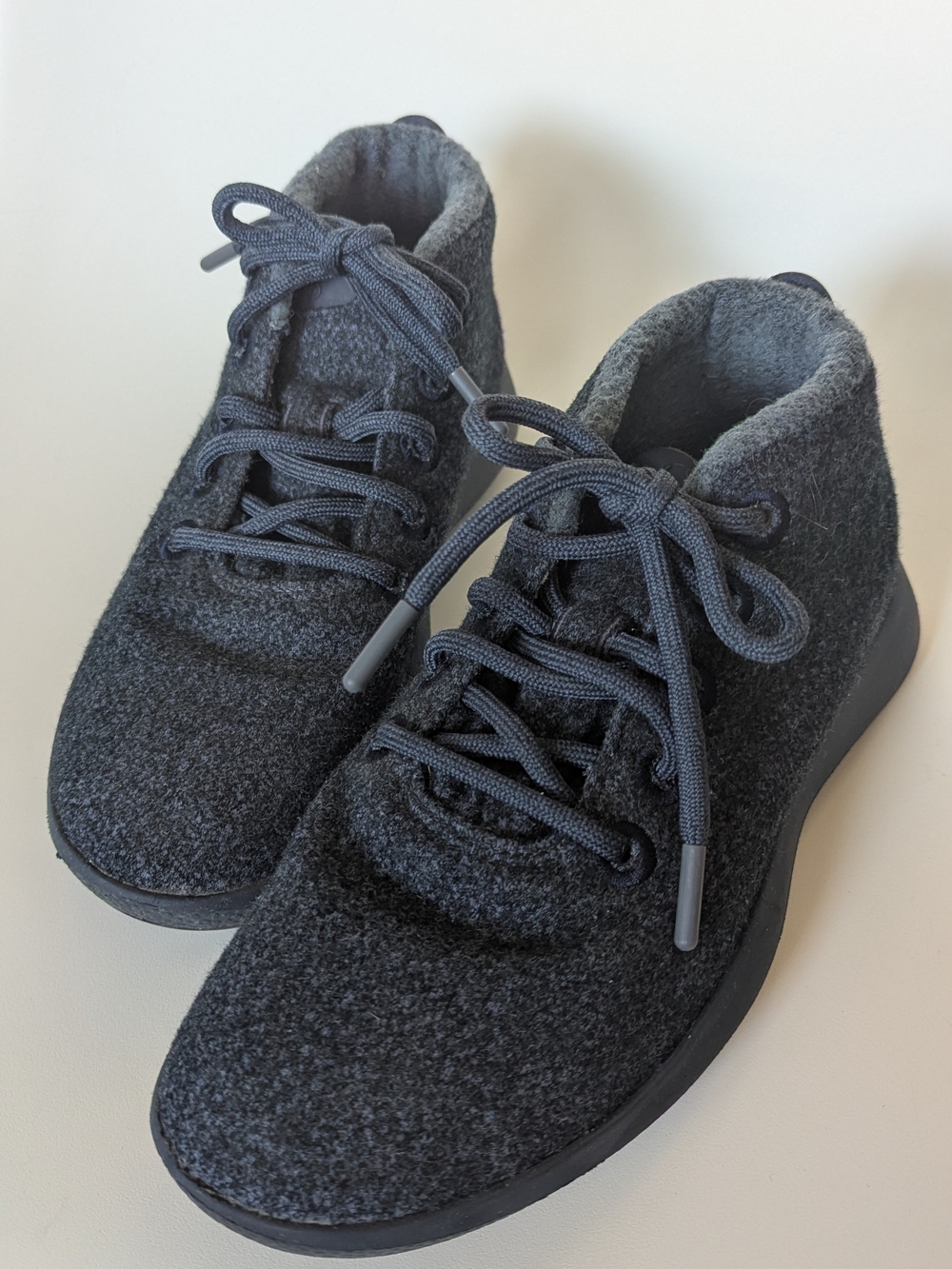 Allbirds Merino Wool Mizzles Runners In Savanna Navy (Blue Sole)